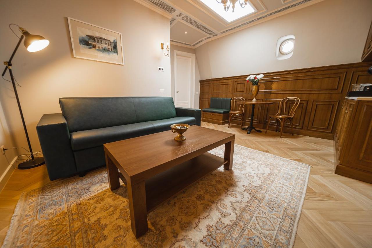 Templum Clava Otel Bükreş Dış mekan fotoğraf