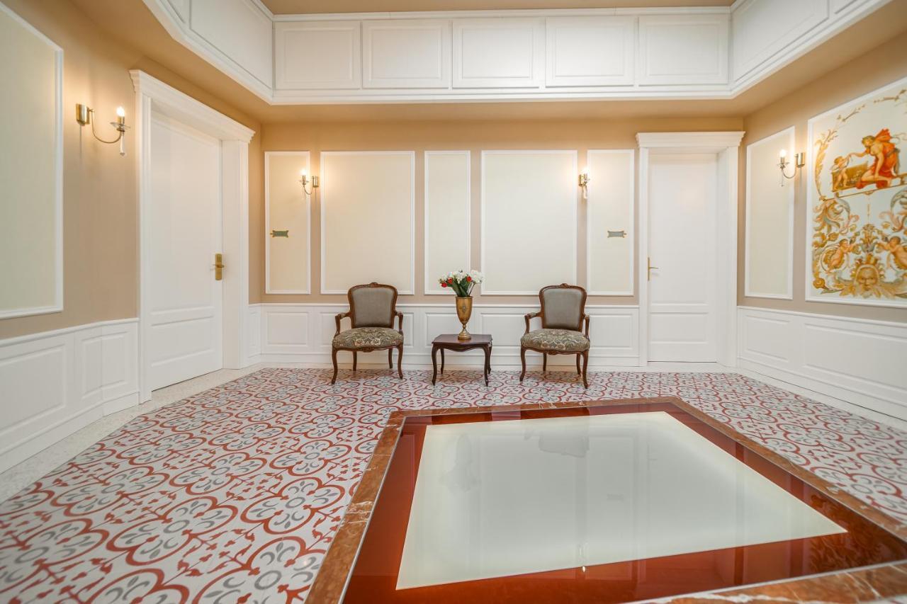 Templum Clava Otel Bükreş Dış mekan fotoğraf