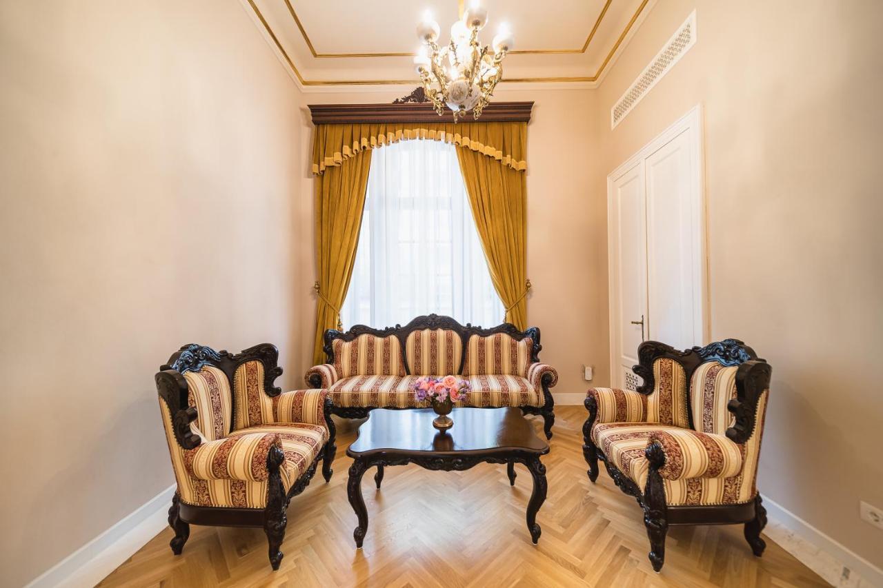 Templum Clava Otel Bükreş Dış mekan fotoğraf