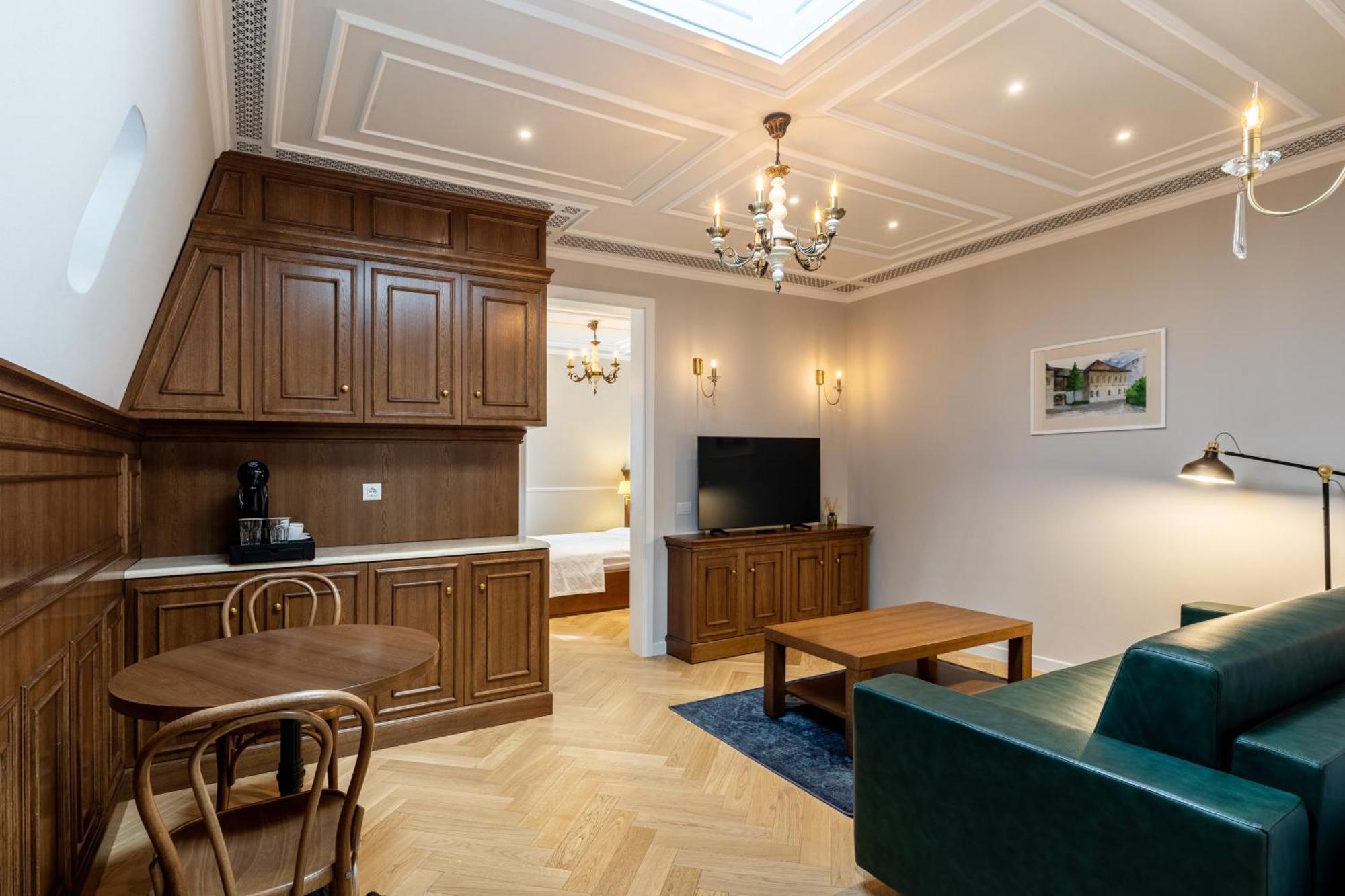Templum Clava Otel Bükreş Dış mekan fotoğraf