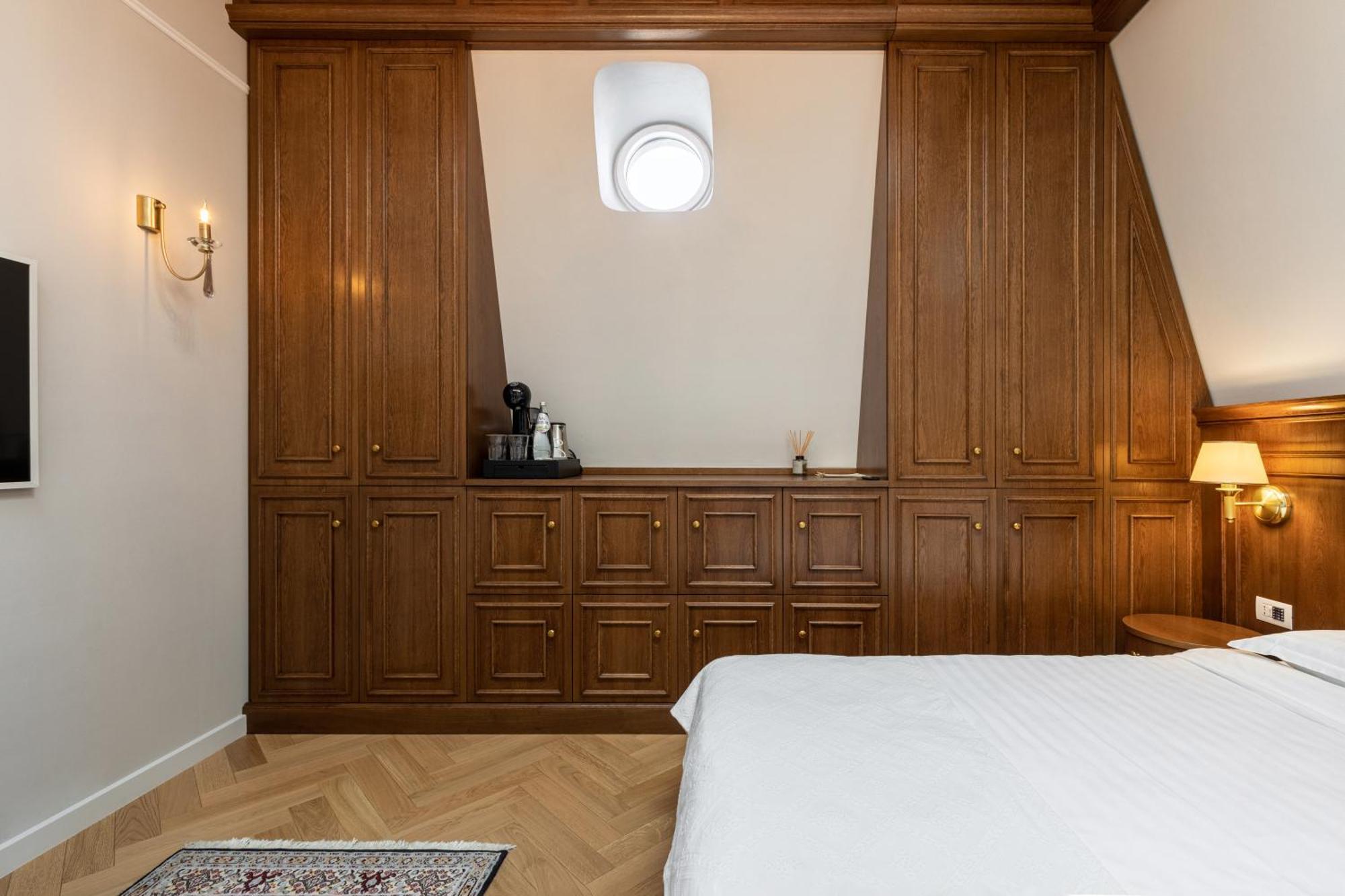 Templum Clava Otel Bükreş Dış mekan fotoğraf